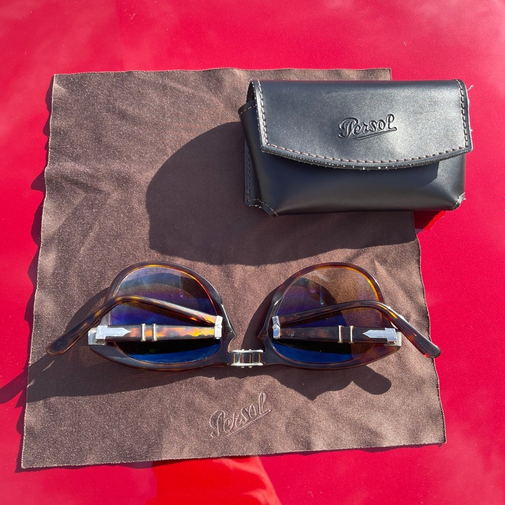 NEW 100% NEW & REAL PERSOL SUNGLASSES